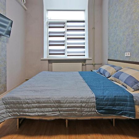Kotlova 106 Apartment Kharkov Luaran gambar