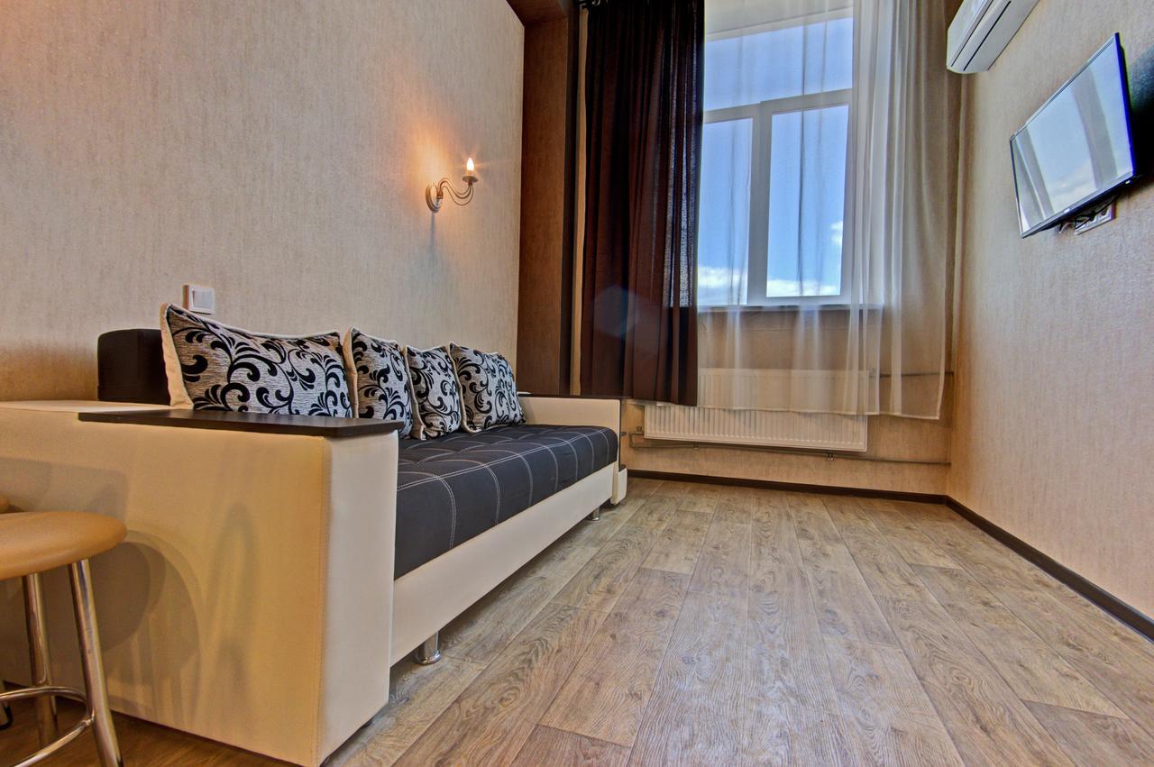 Kotlova 106 Apartment Kharkov Luaran gambar